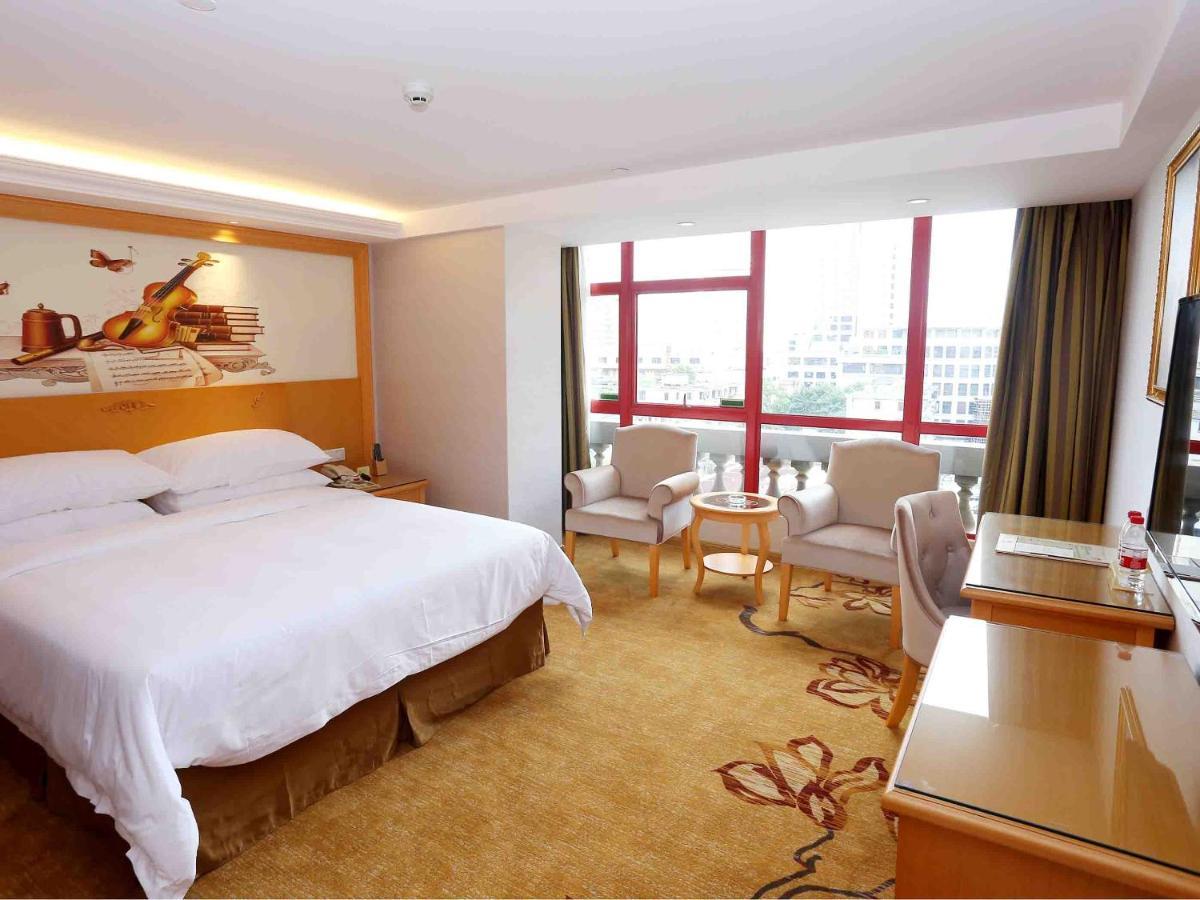 Vienna Hotel Zhongshan West District 외부 사진