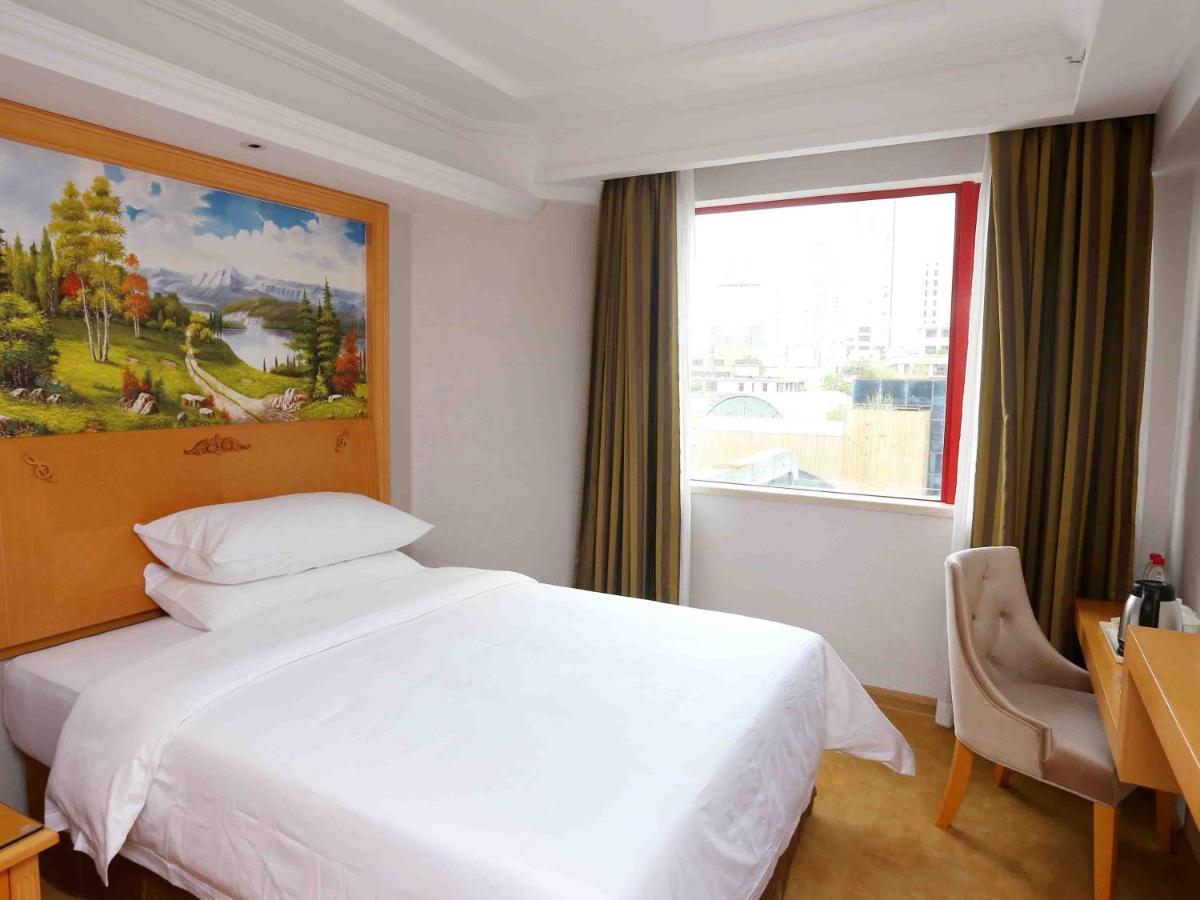 Vienna Hotel Zhongshan West District 외부 사진