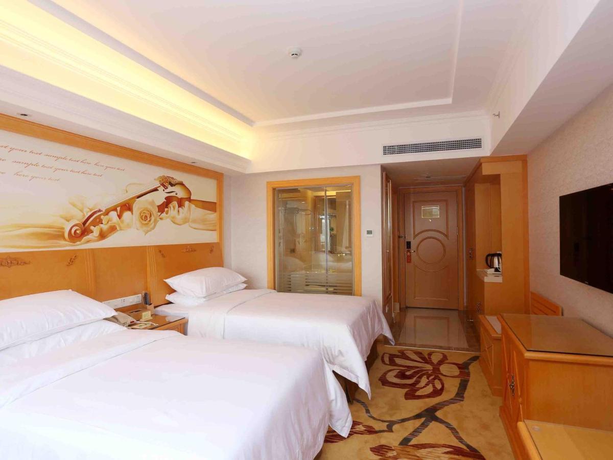 Vienna Hotel Zhongshan West District 외부 사진