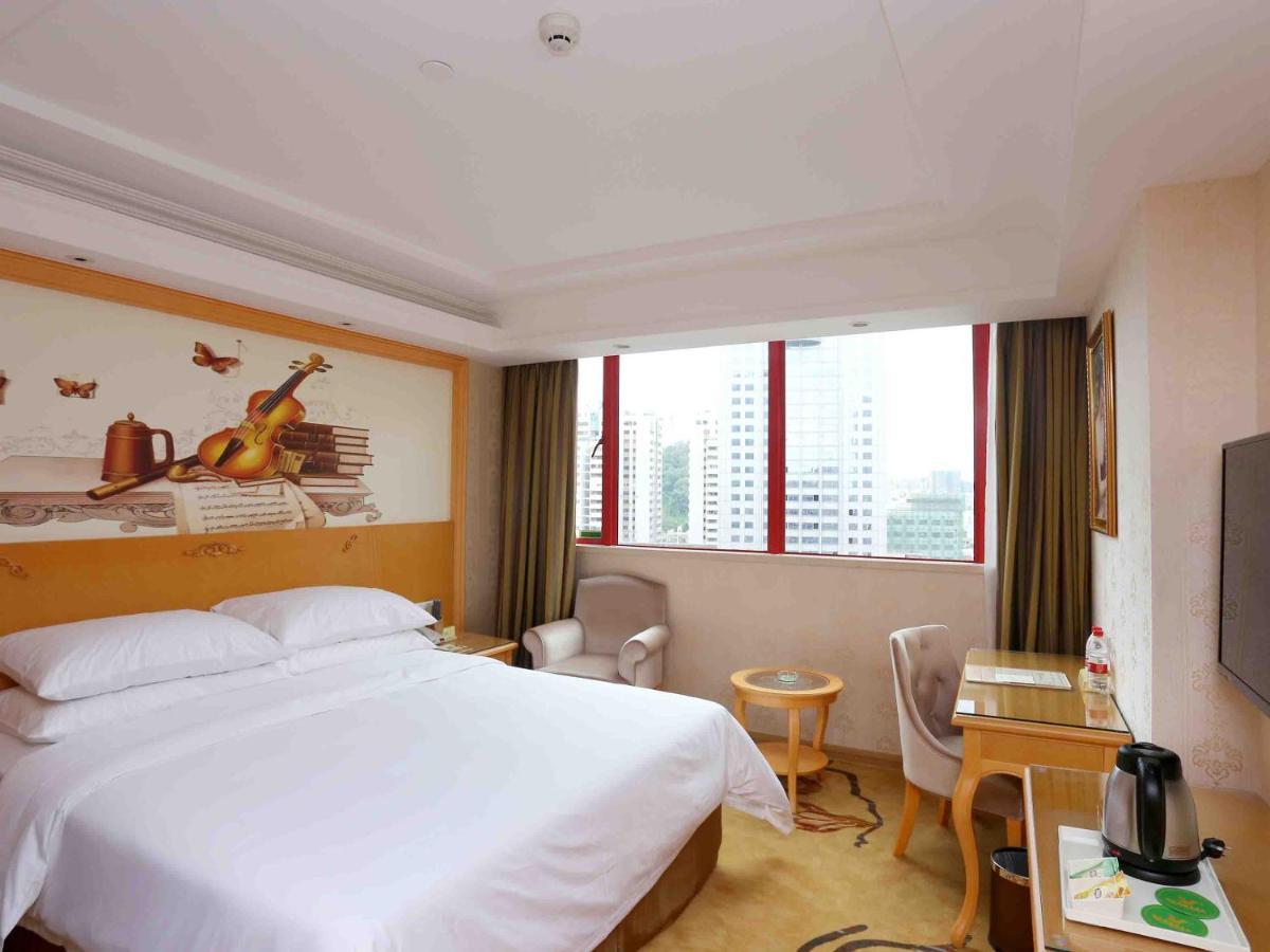 Vienna Hotel Zhongshan West District 외부 사진