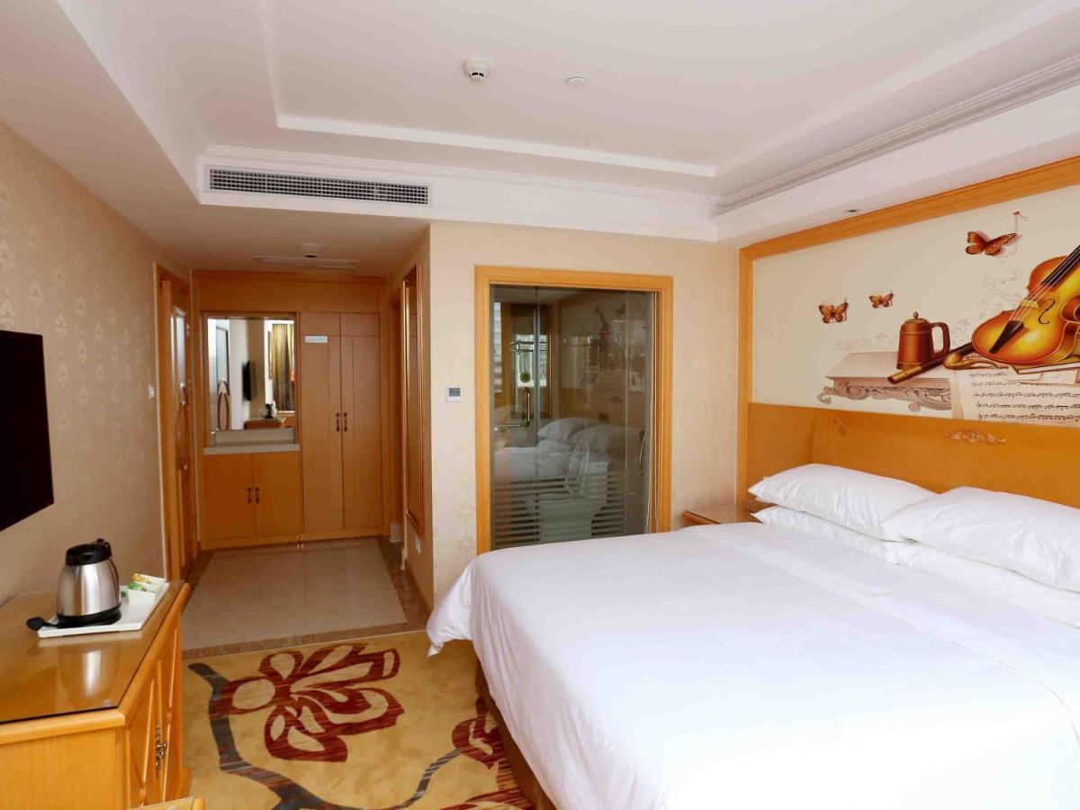 Vienna Hotel Zhongshan West District 외부 사진